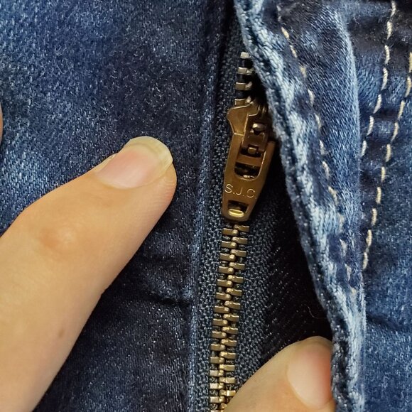 Silver Jeans Womens Size 18 Blue Suki Stretch Denim Mid Rise Capri - Picture 10 of 12